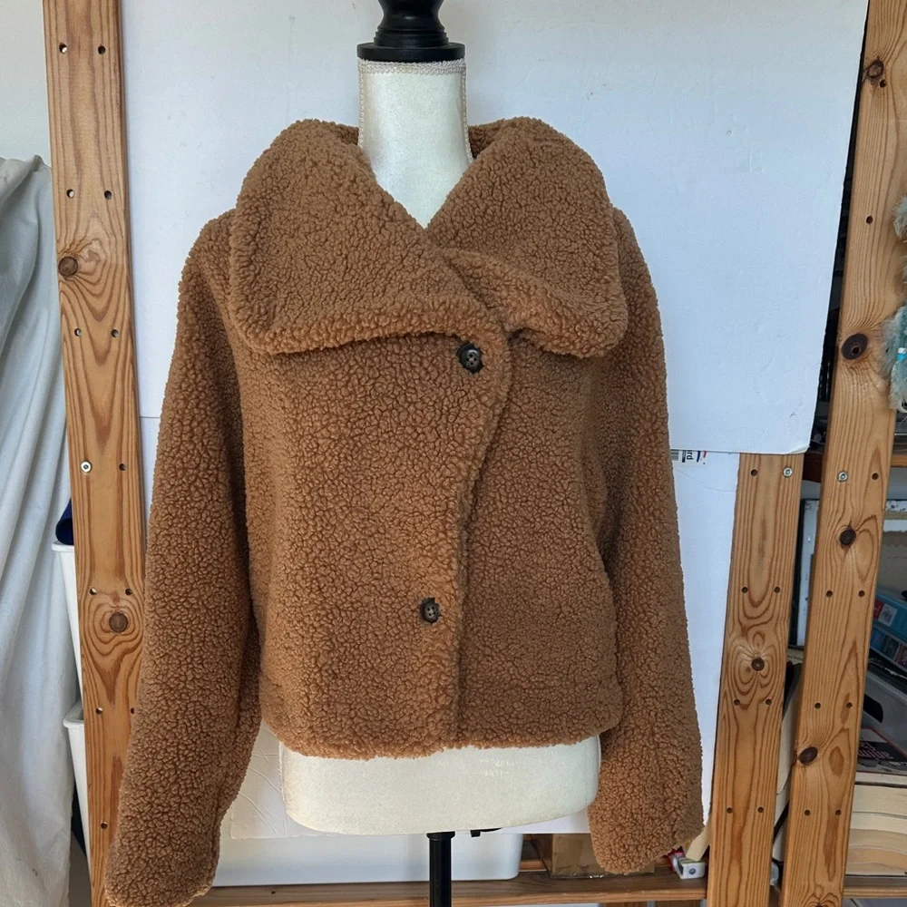 Free People We the Free Izzy wrap - Teddy Jacket in xs sand (tan) fleece Sherpa - Picture 4 of 10